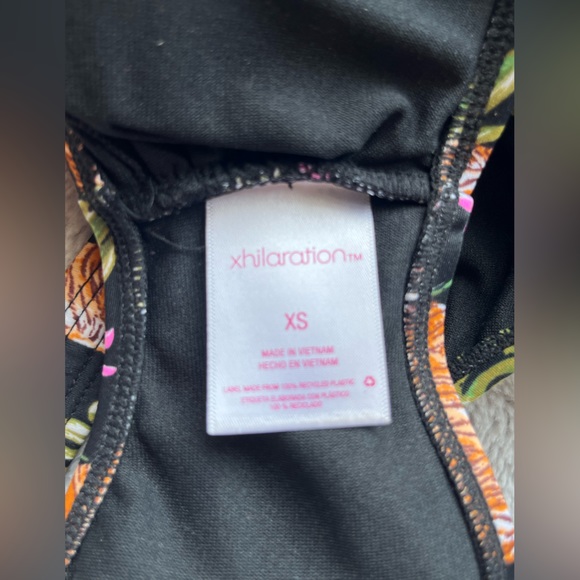 Target Tiger Bikini Top - Picture 6 of 6